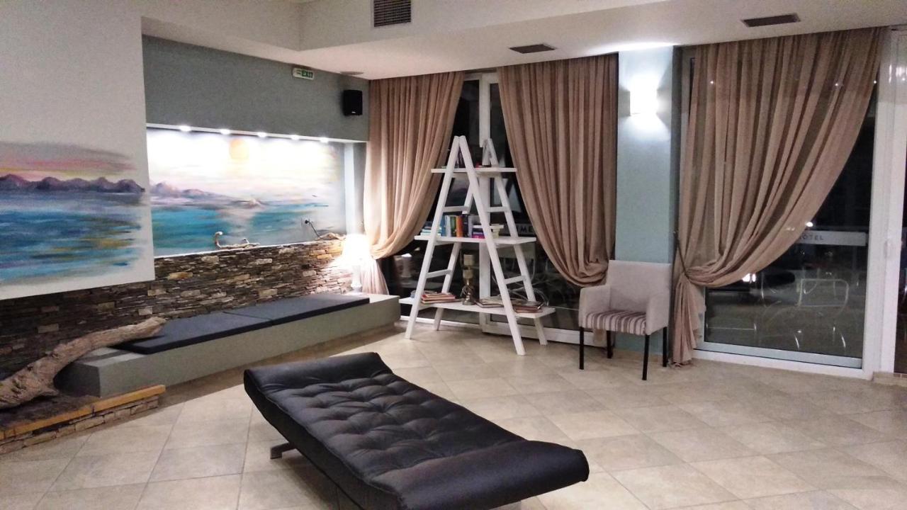 Hotel Limenari Filiatra Exteriör bild